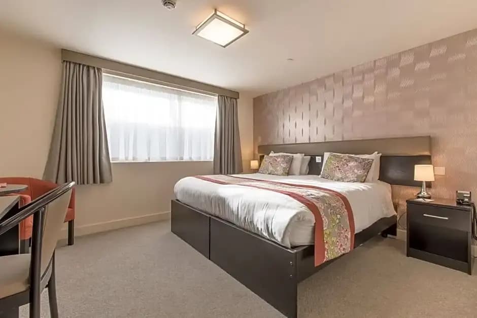 Economy room