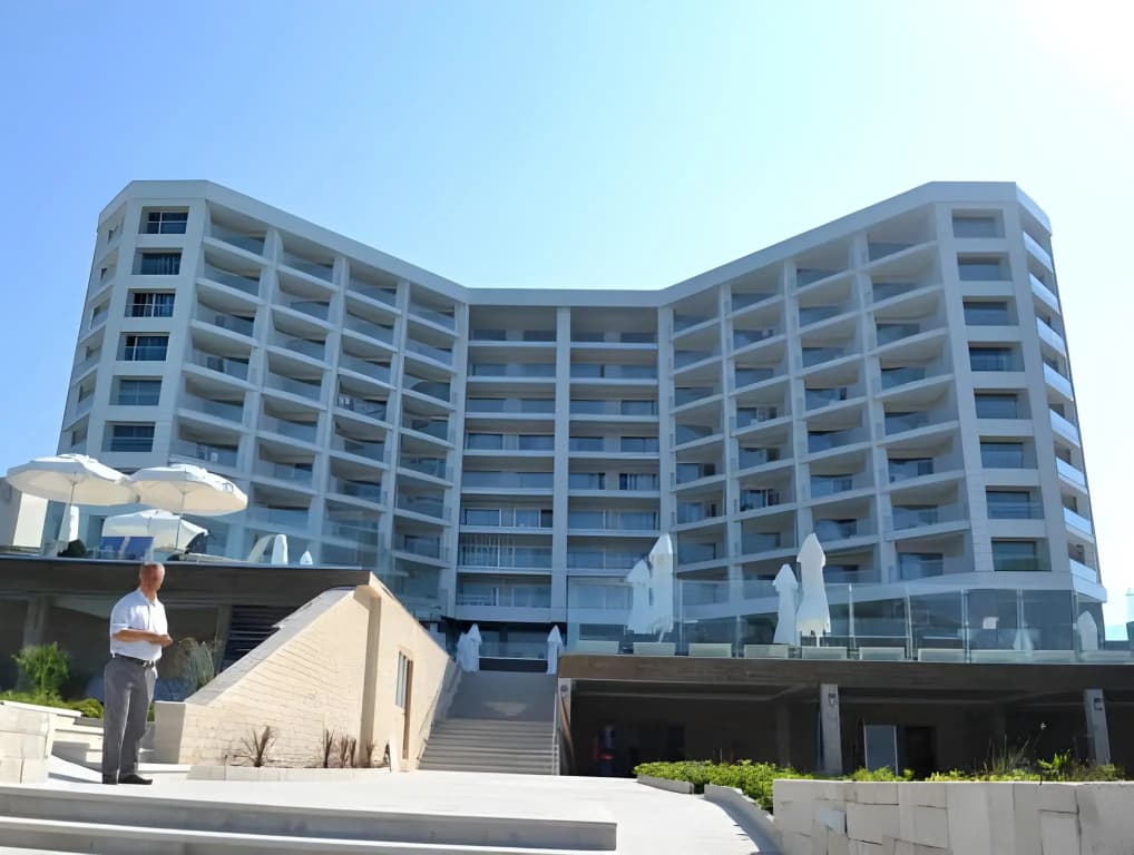 Hotel photo 1
