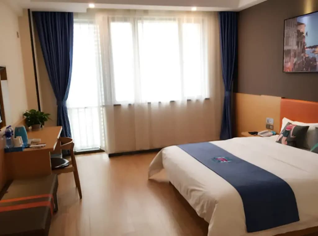 Hotel photo 1