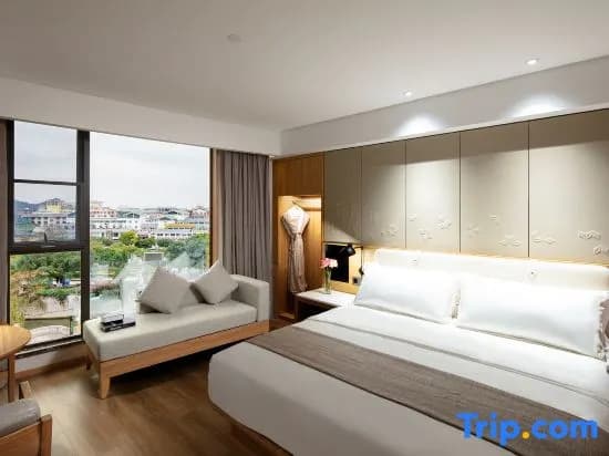 Premier Suite