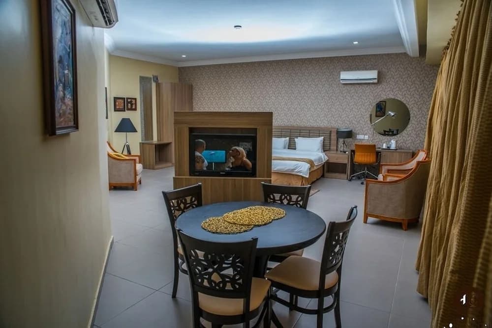 Hotel photo 6