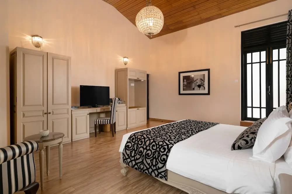 Deluxe Double room with garden view full double bed