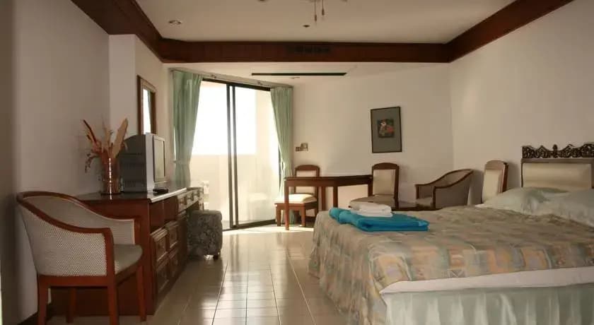 Hotel photo 1