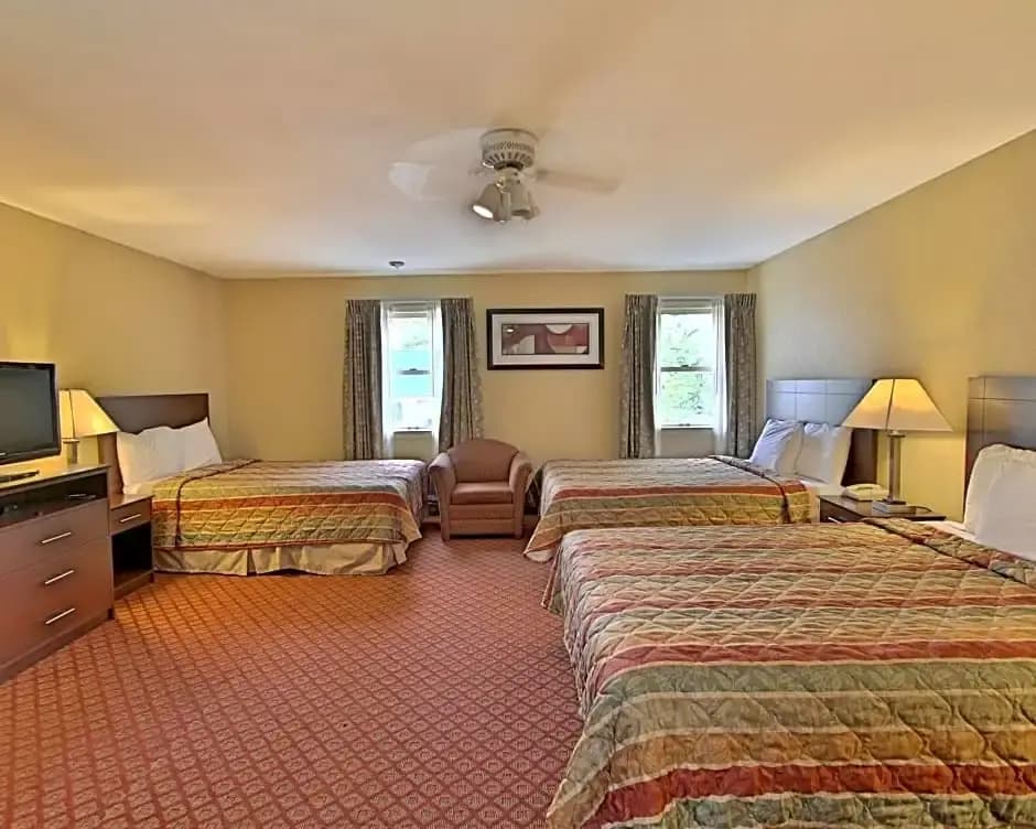 Sextuple Suite