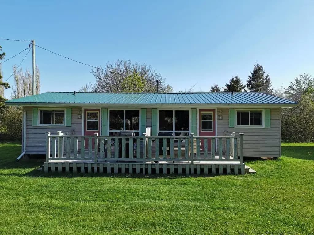 2 Bedrooms Cottage