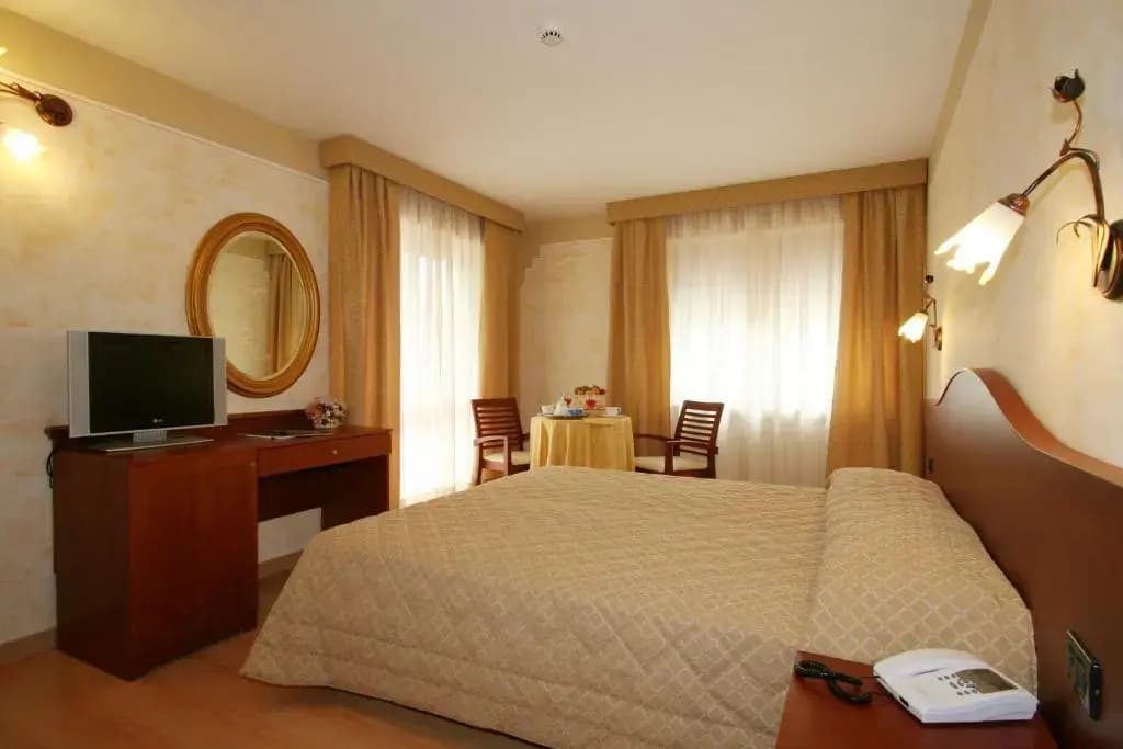 Standard Double room with balcony full double bed