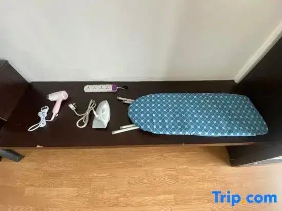 3 Bedrooms Double Apartment full double bed