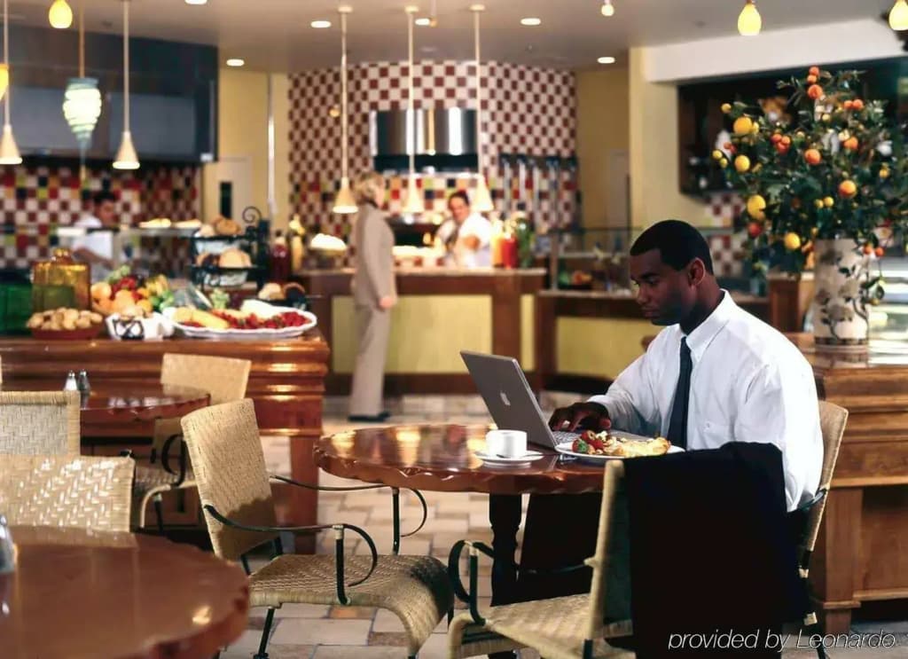 Hotel photo 11