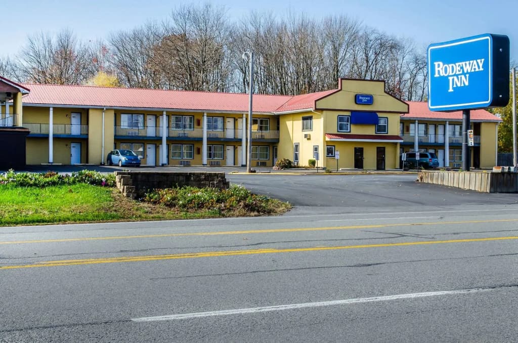 Hotel photo 1