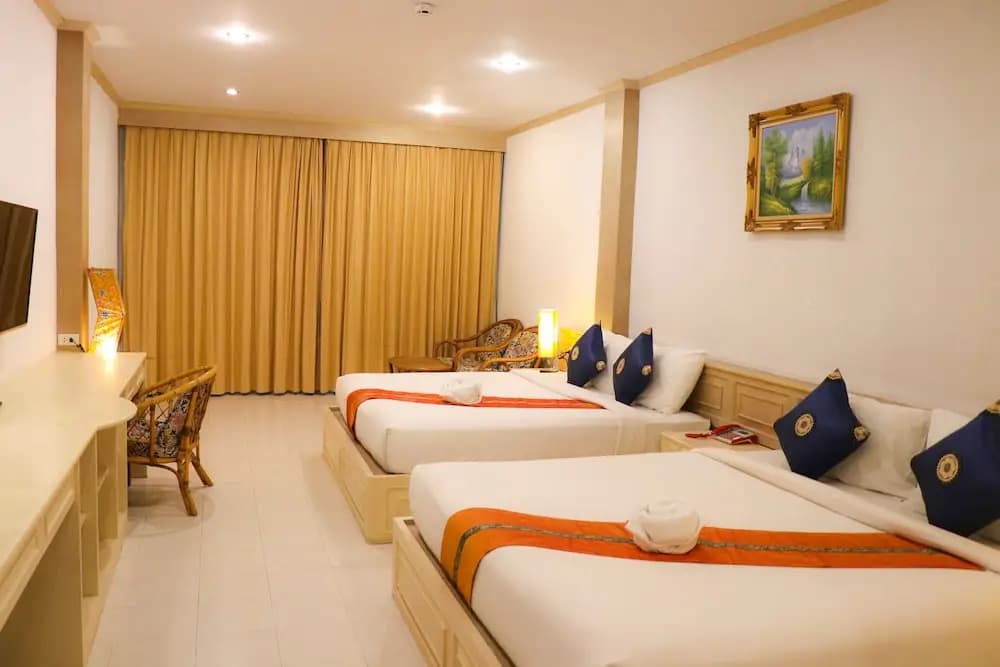 Standard Quadruple room with balcony