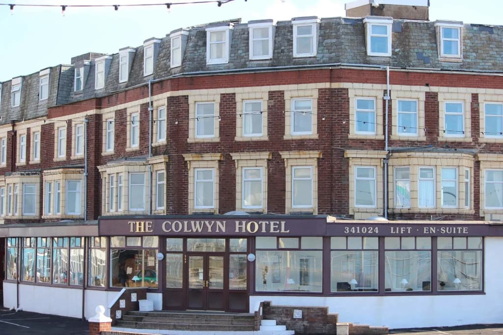 Hotel photo 1