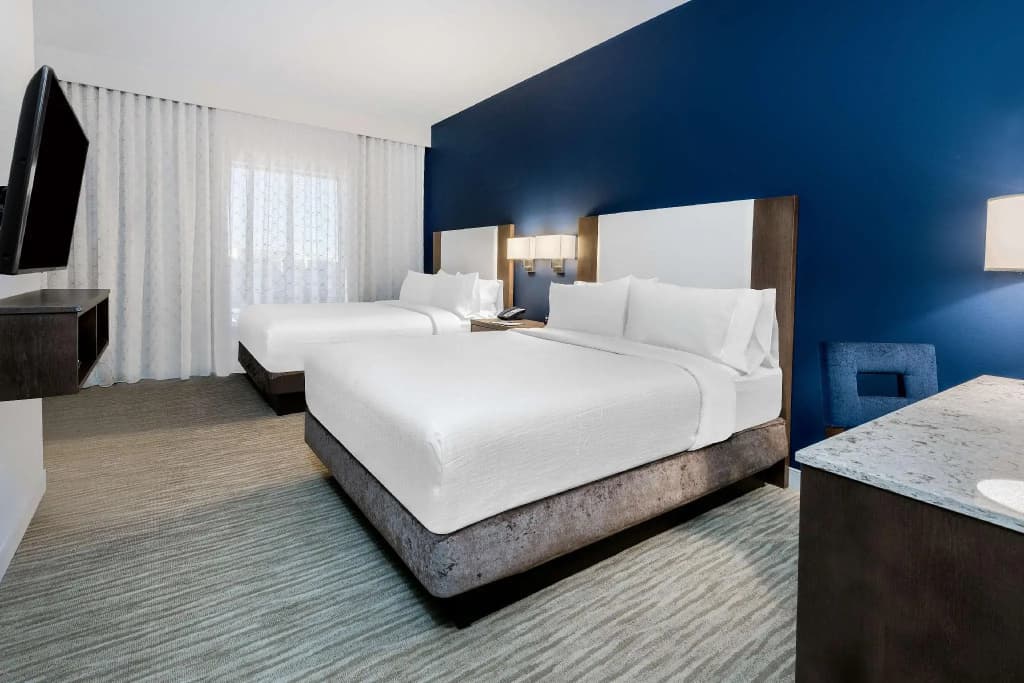 2 Bedrooms Quadruple Suite