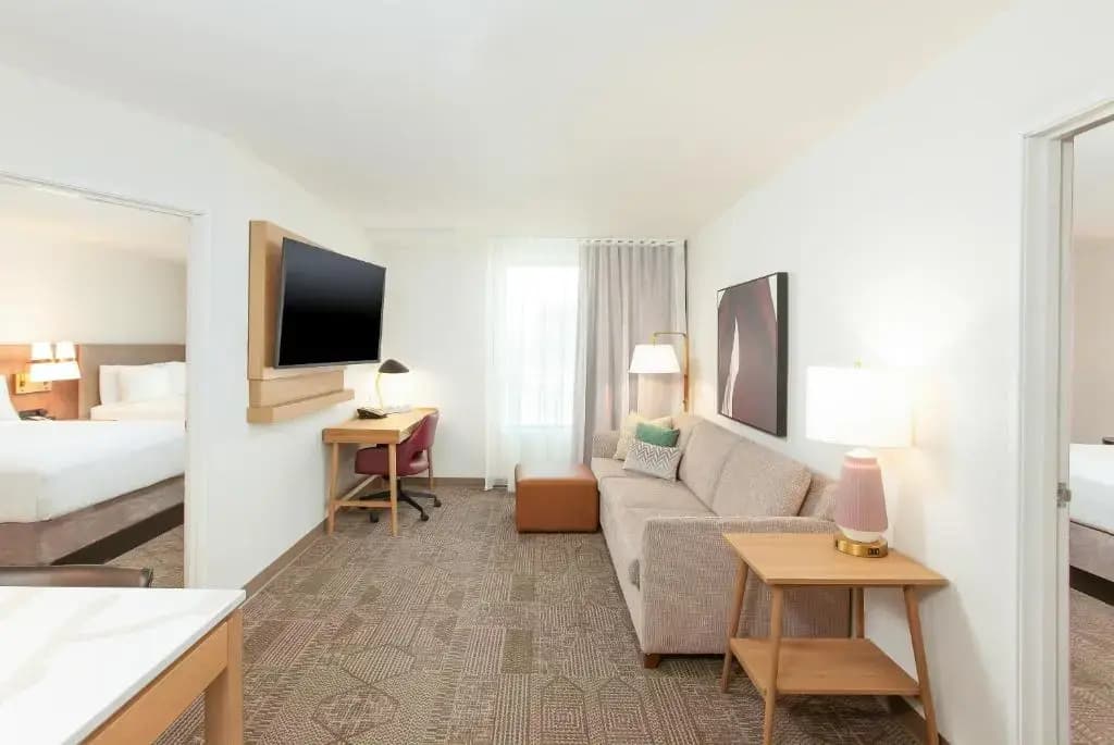 2 Bedrooms Suite