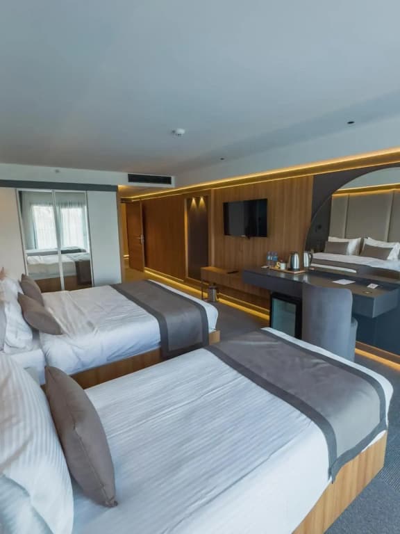 Hotel photo 8