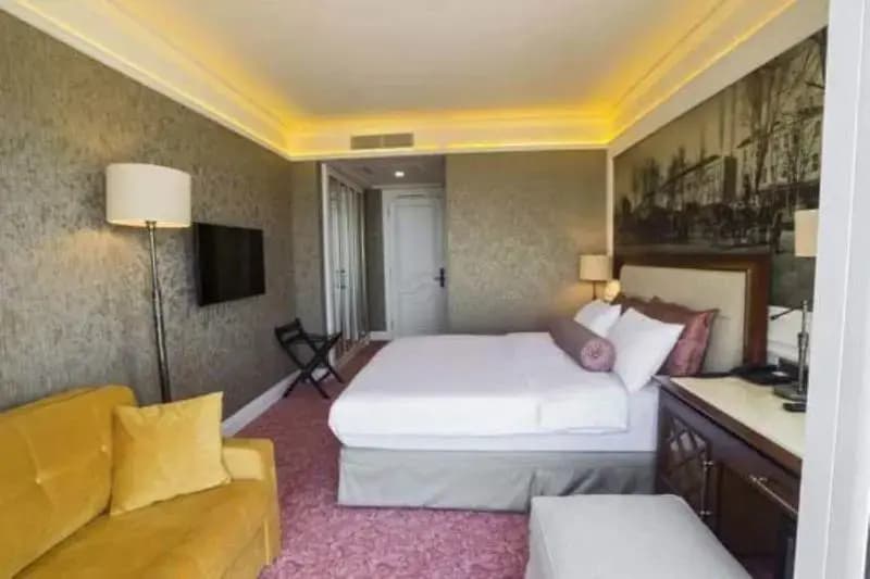 Deluxe Double room full double bed