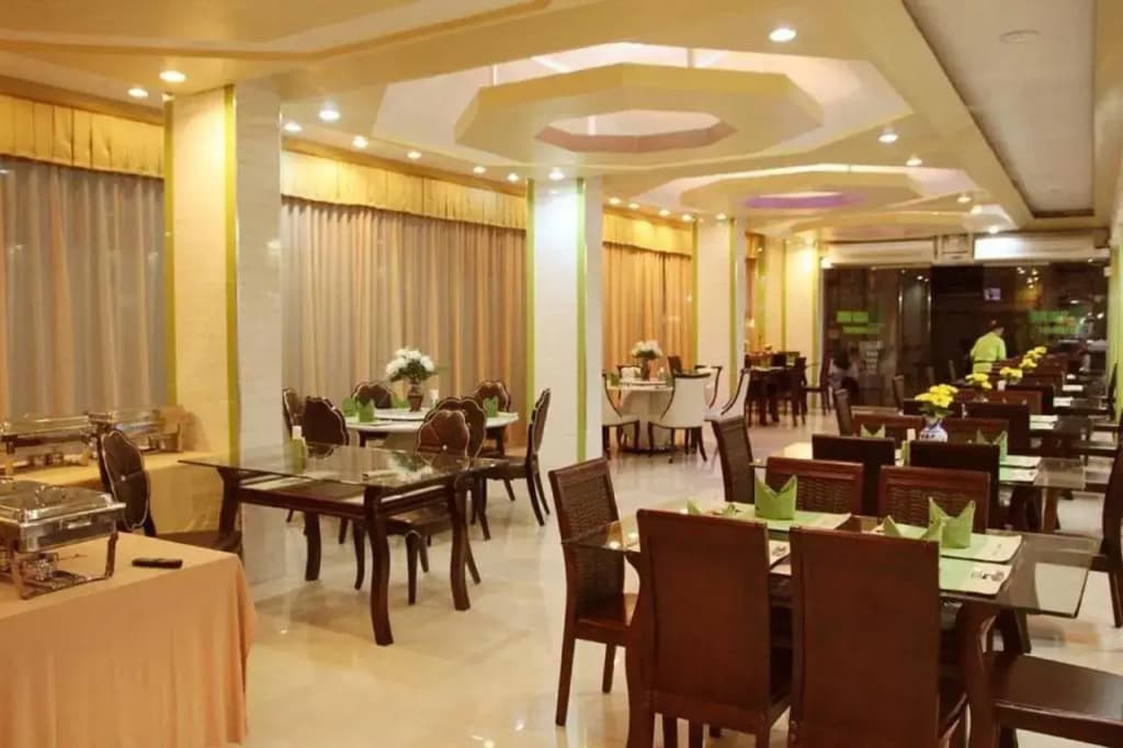 Hotel photo 12
