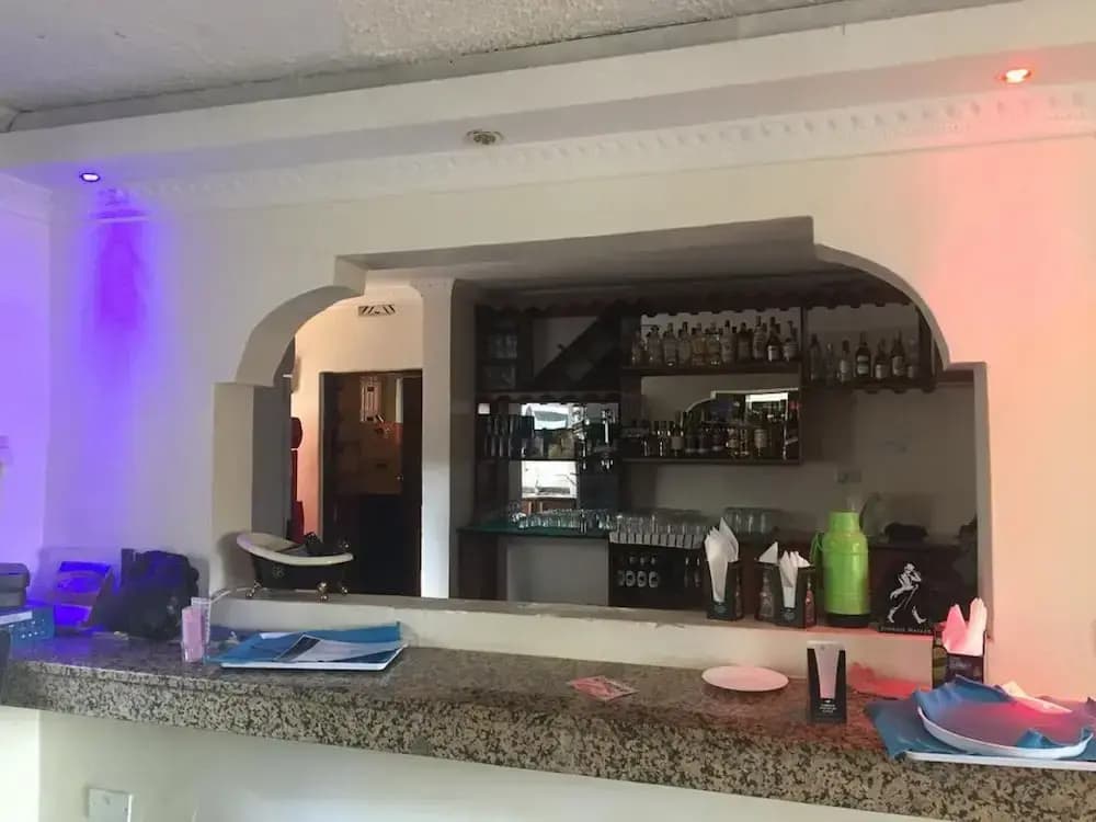 Hotel photo 12
