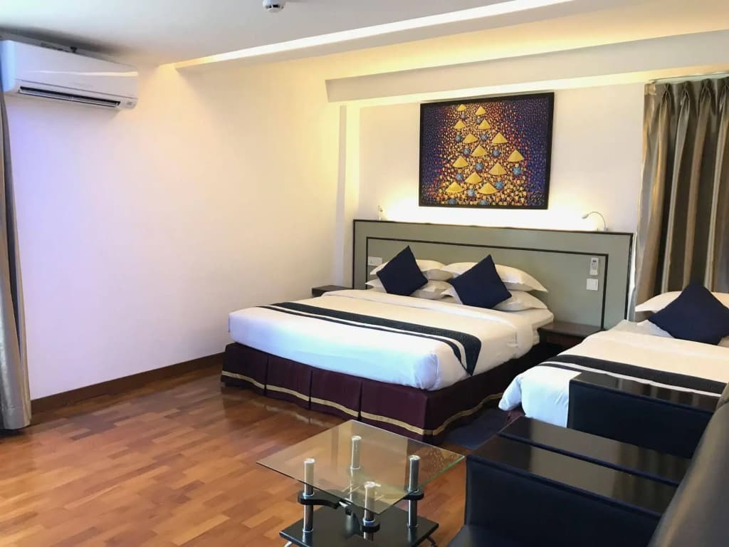 Hotel photo 1