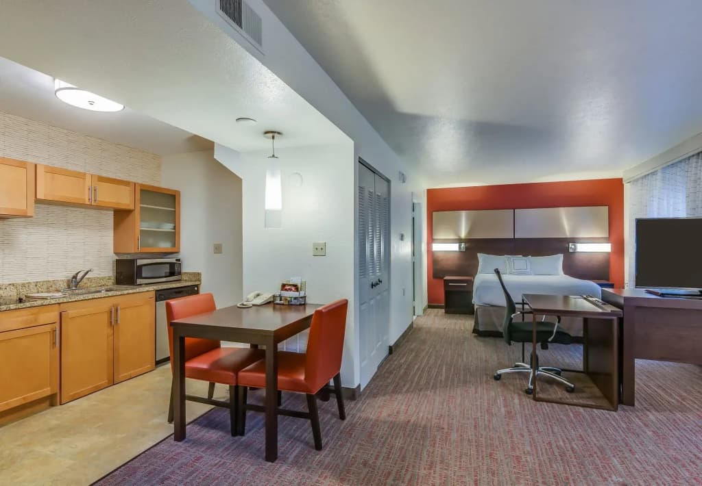 Hotel photo 16