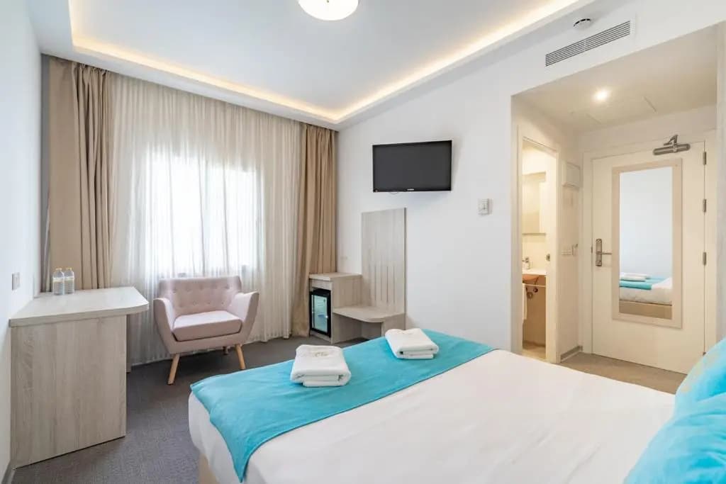 Standard Double room full double bed