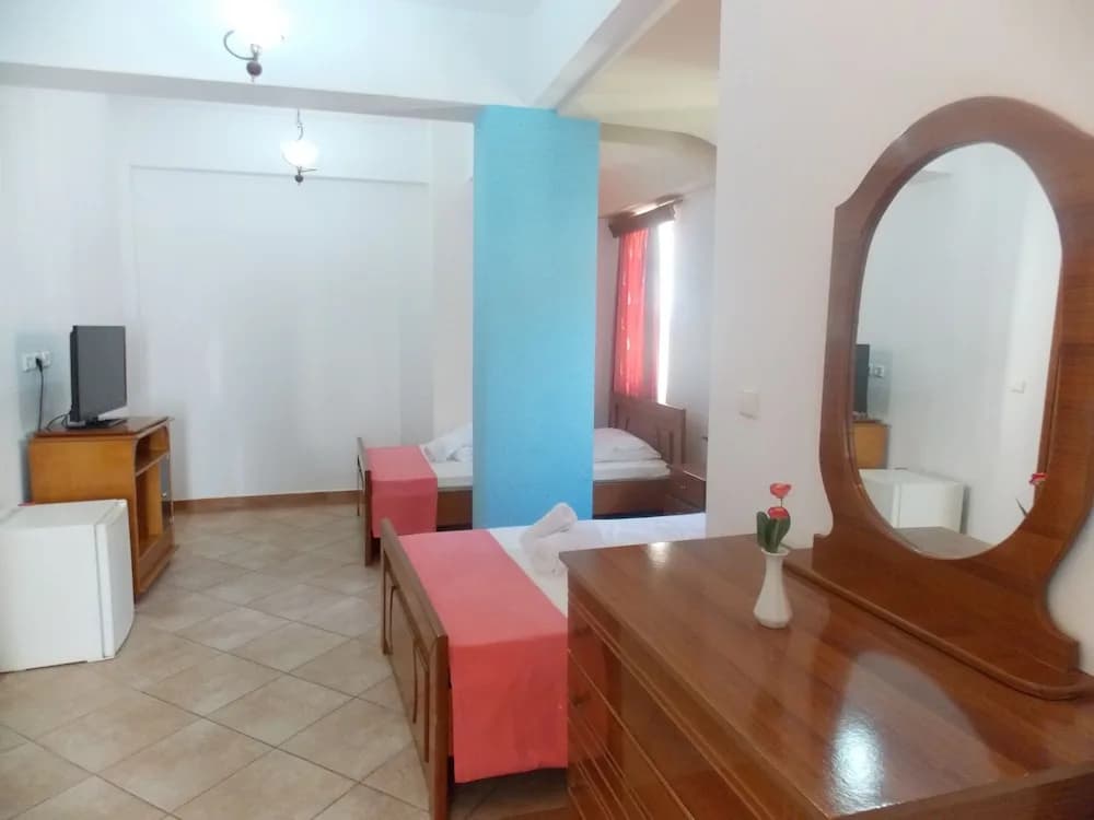 Standard Double room with mountain view twin beds