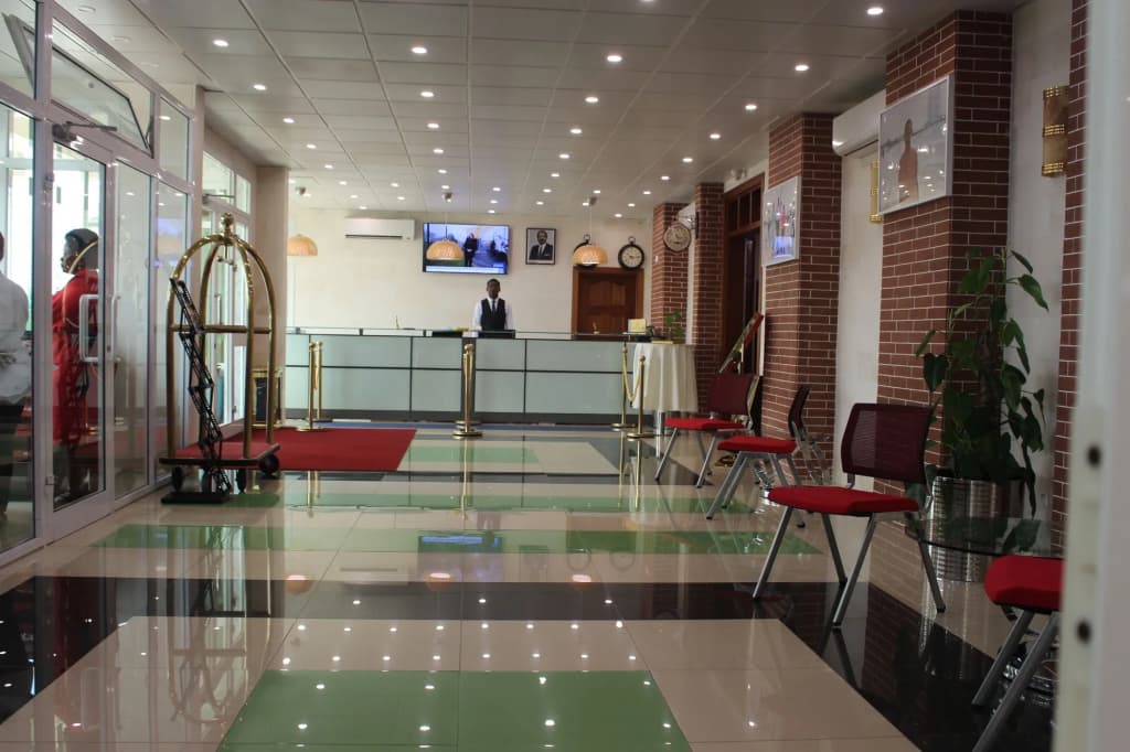 Hotel photo 12