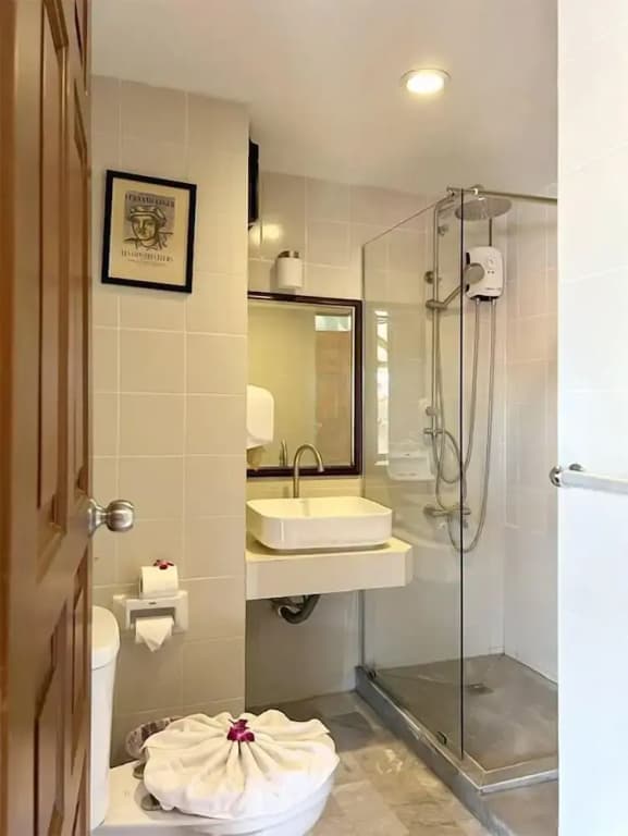 Standard Double room with balcony full double bed