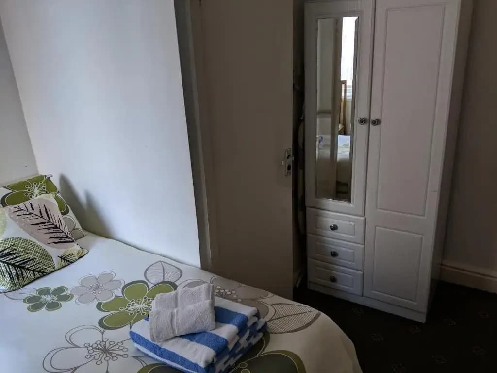 Economy Double room twin beds