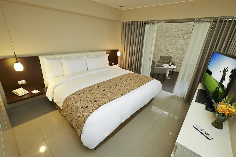 Deluxe Suite