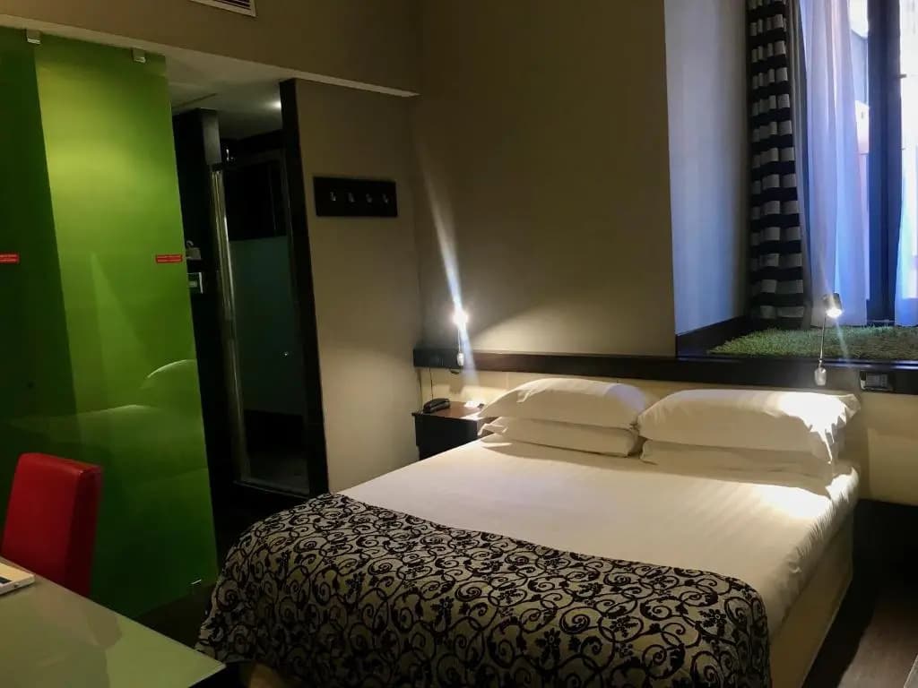 Deluxe Double room full double bed