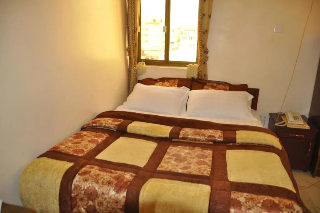 Deluxe Double room full double bed