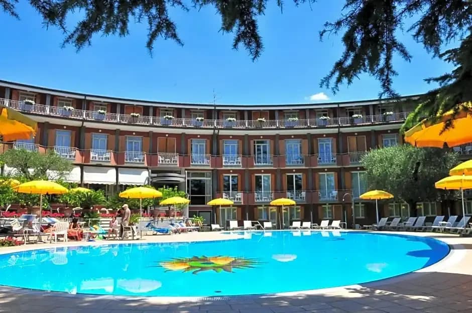 Hotel photo 8