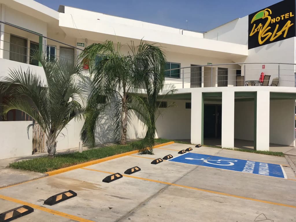 Hotel photo 1