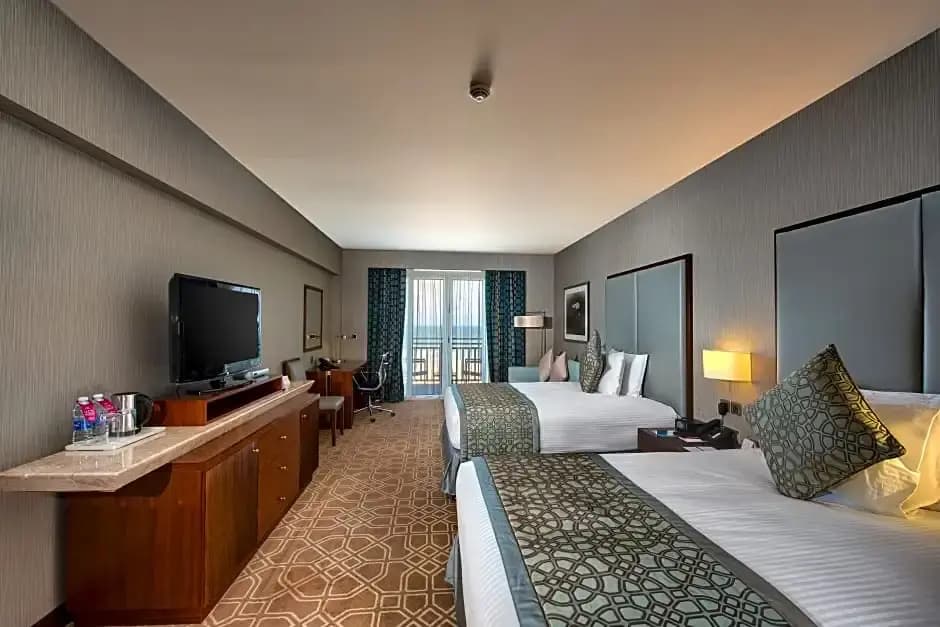 Premium Double room with balcony and with sea view full double bed
