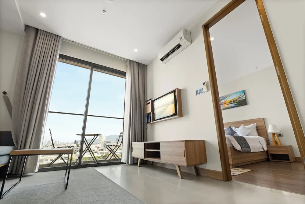 1 Bedroom Standard room with city view