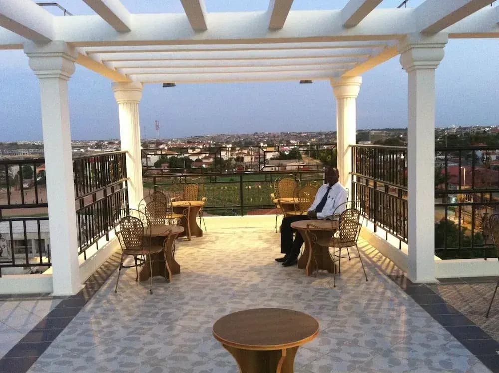 Hotel photo 12