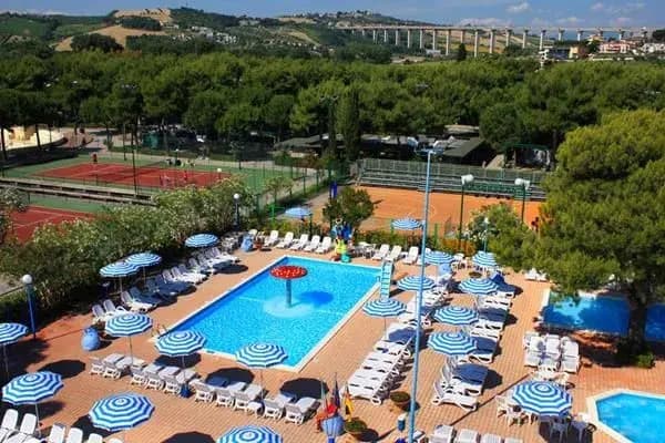 Hotel photo 18