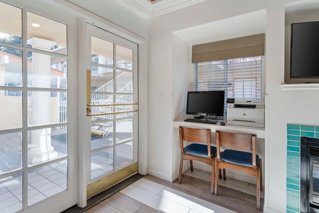 Hotel photo 8