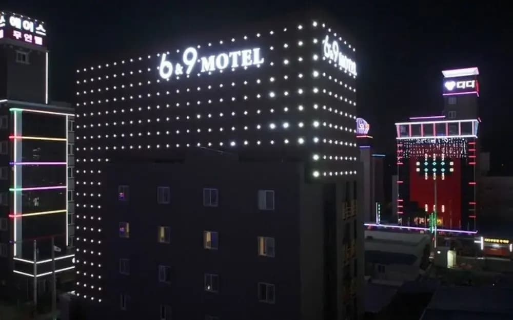 Hotel photo 1
