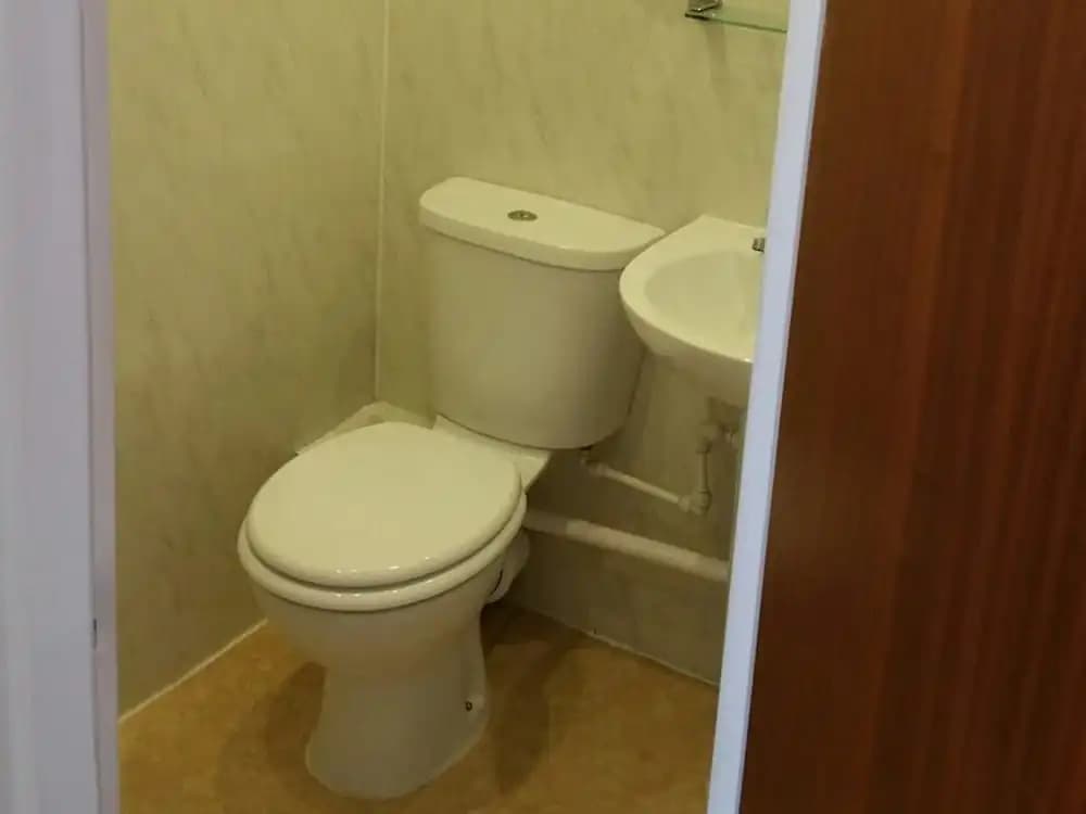Superior Double Basement room full double bed