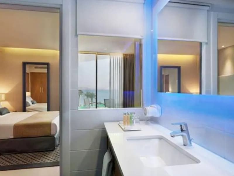 Deluxe Family room with sea view