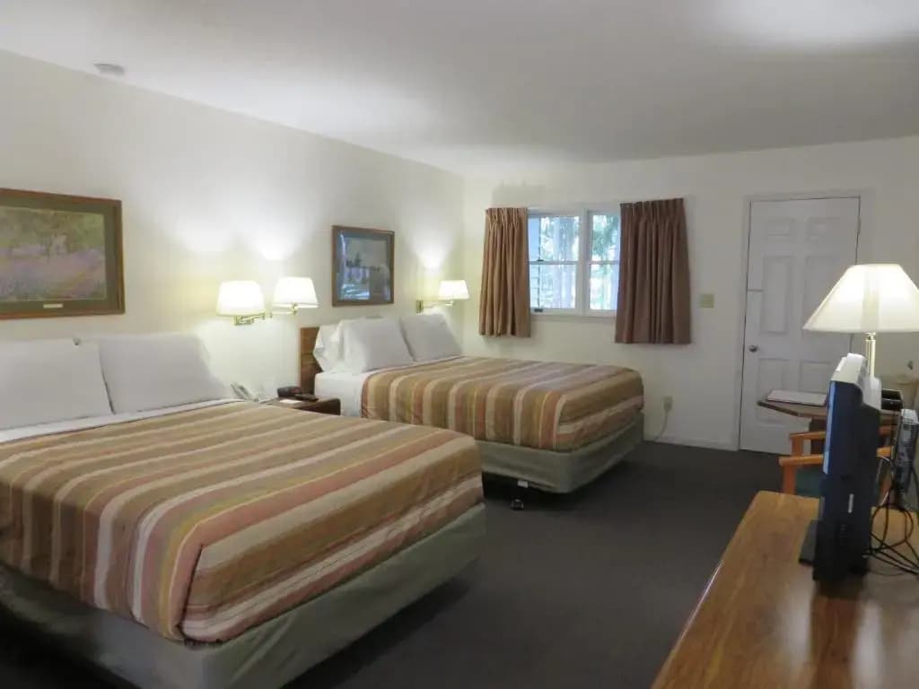 Standard Quadruple room with balcony