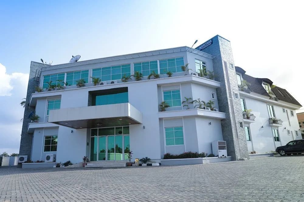 Hotel photo 1
