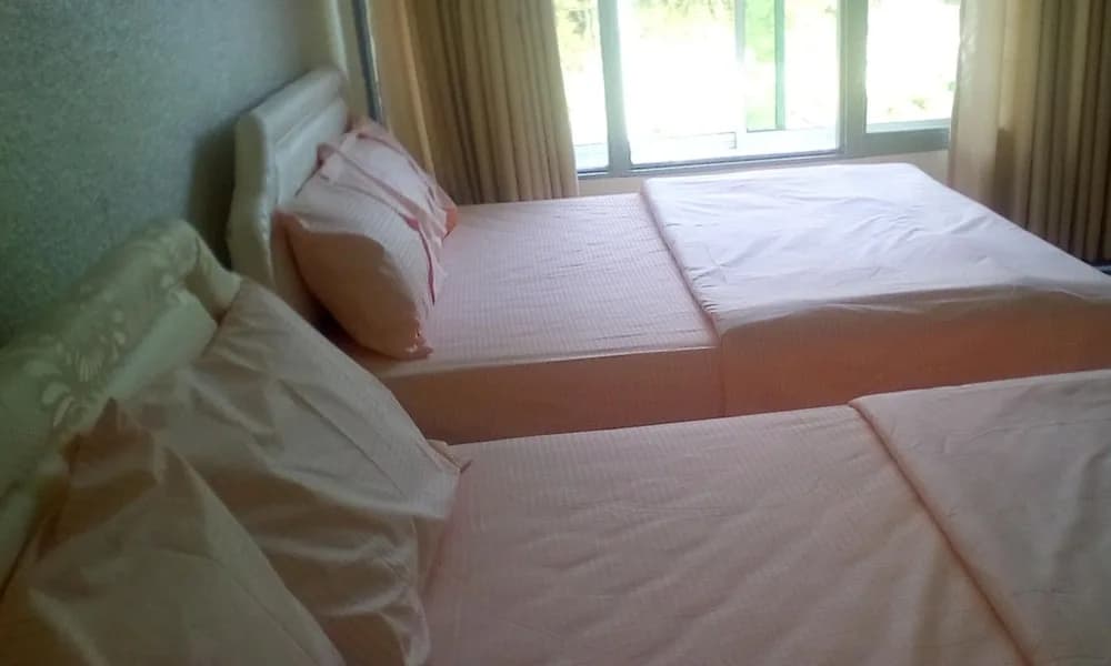 Standard Double room twin beds