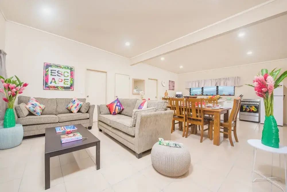 4 Bedrooms Villa with balcony