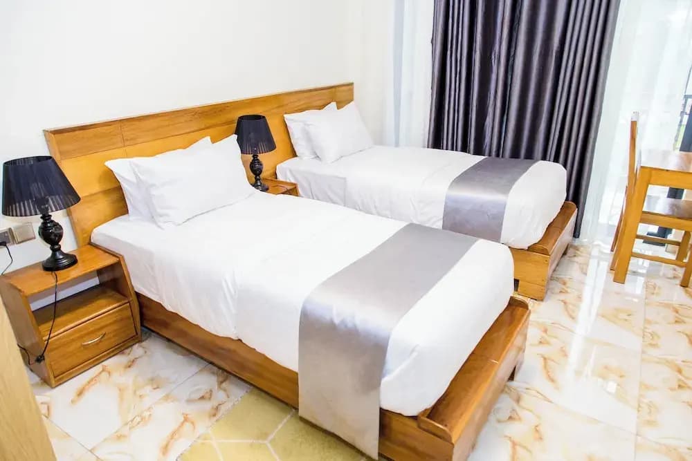Deluxe Double room with balcony twin beds