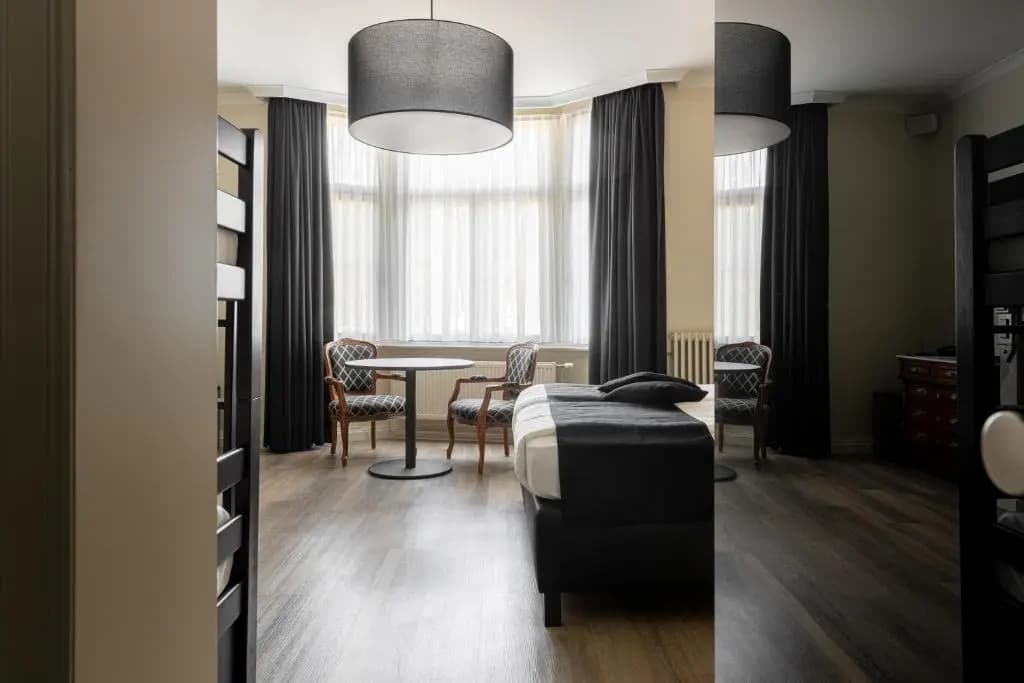 Superior Double room with city view twin beds