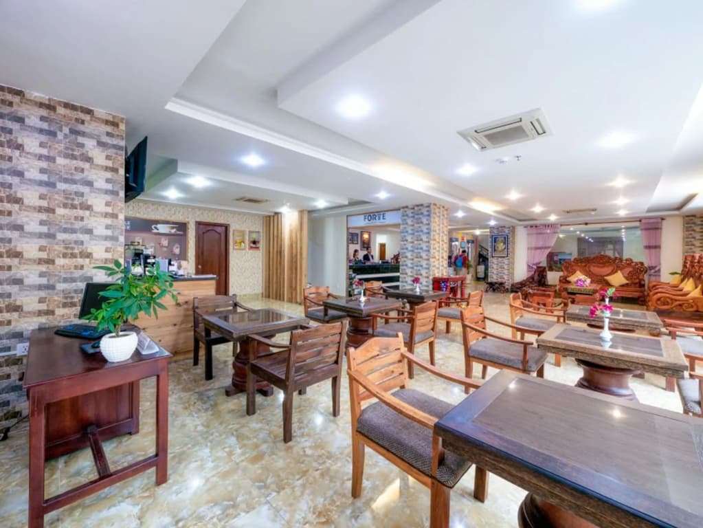 Hotel photo 12