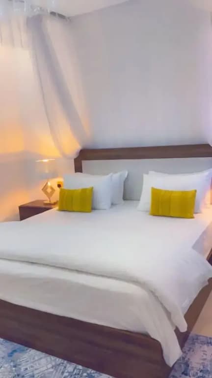 Classic Double room with courtyard view full double bed