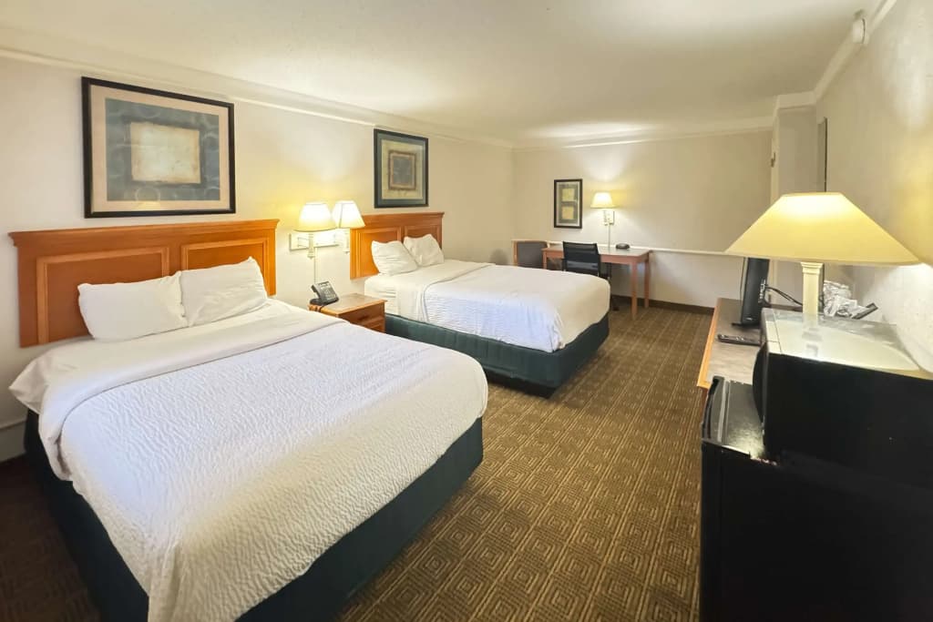 Hotel photo 1